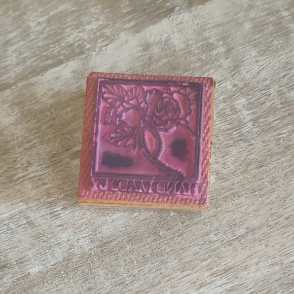 🌷3/15🌷 Vintage handmade by rose rubber stamp - Picture 2 of 3